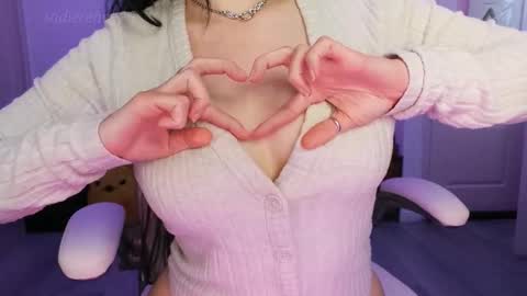 Sadie Renee  online show from October 16, 5:32 am