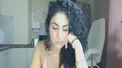 Queen online show from November 3, 11:03 am