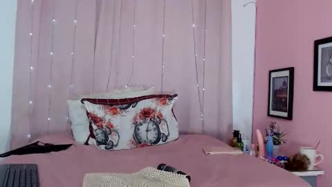 salamandra_franco online show from April 14, 9:26 pm