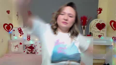 Sally online show from February 9, 6:54 pm