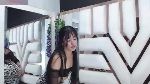 salome saen online show from April 28, 2:43 pm