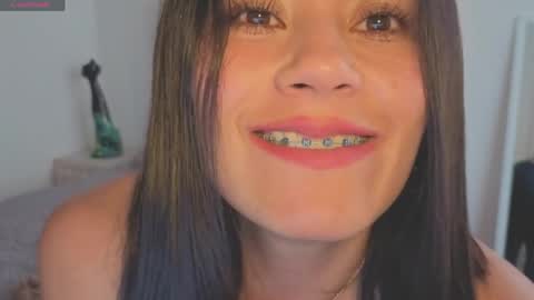 Salome  online show from April 15, 7:58 pm