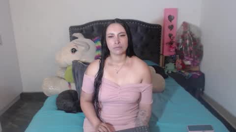 yenny online show from December 5, 3:28 am