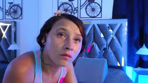 salomewilson online show from January 10, 8:57 pm