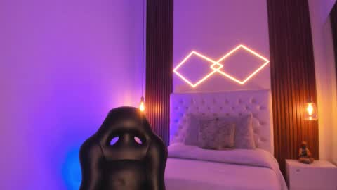 samabiecrussie online show from February 3, 2:53 am