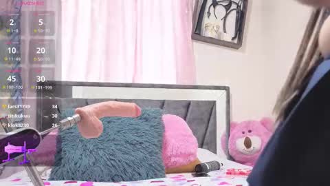 Samanta... online show from December 3, 9:28 pm