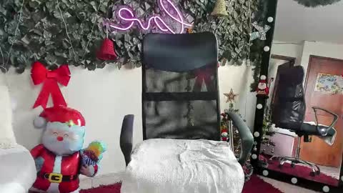 samantaortiz_ online show from December 3, 9:39 pm