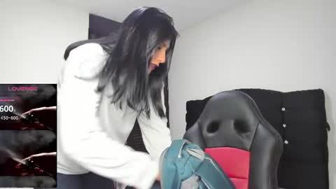 samantha1_rosse01 online show from July 13, 9:59 pm