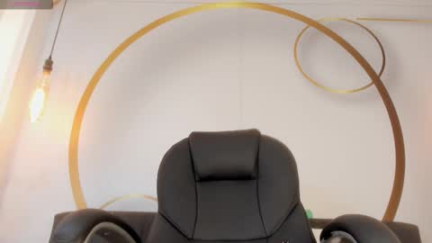 Samantha Beckham online show from November 16, 4:29 pm