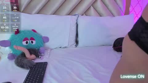 Samantha  online show from February 19, 4:23 am