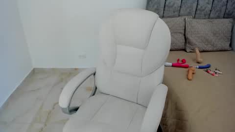 sam online show from February 17, 6:28 pm