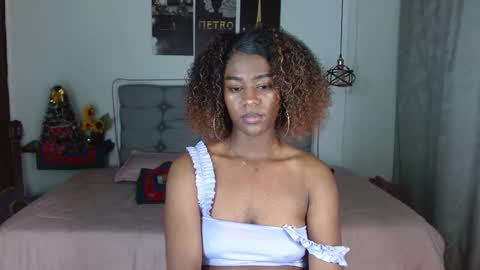 samara_roxx online show from November 22, 4:04 am