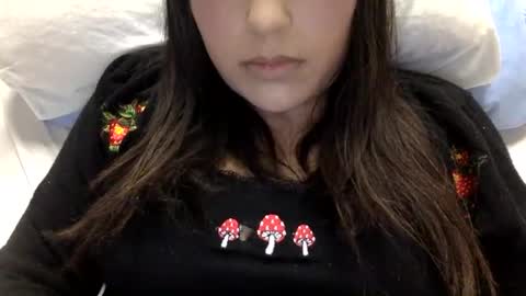 samdelilah online show from February 3, 5:18 am