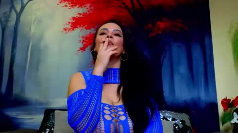     online show from December 22, 9:07 pm