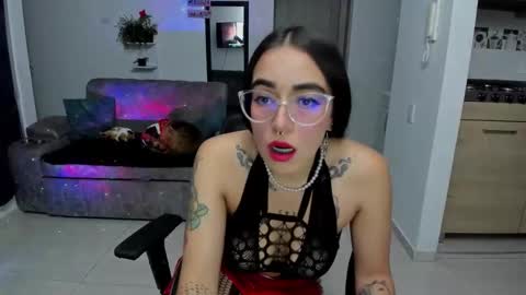 SARA online show from February 7, 2:04 am