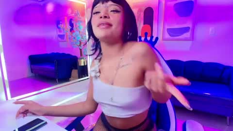 Sammy  online show from April 18, 3:42 am