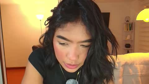 Snapshot of samy_jonnes_ chatting on October 4, 12:49 am Hello I am absent due to a family calamity I will return soon-hola estoy ausente por un problema familiar volvere pronto. online show from October 4, 12:49 am