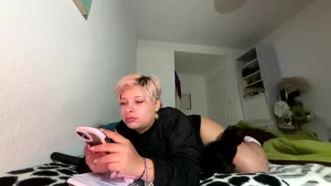 Samymoon online show from November 4, 8:47 pm