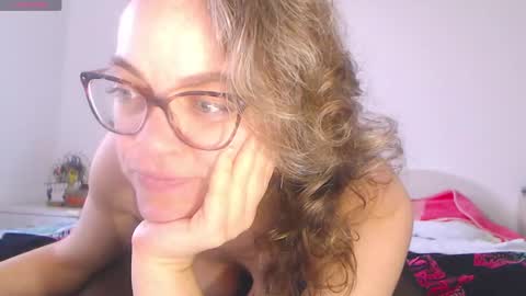 Sandra online show from March 4, 4:20 pm