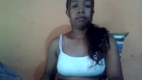 sandriana26 online show from March 25, 5:33 am