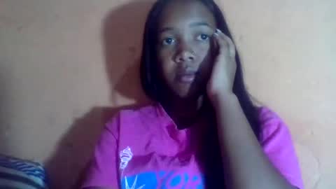 sandriana26 online show from April 9, 6:19 am