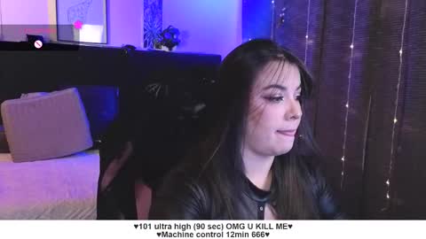 Snapshot of santos_liah chatting on October 21, 12:31 pm Liah Santos online show from October 21, 12:31 pm