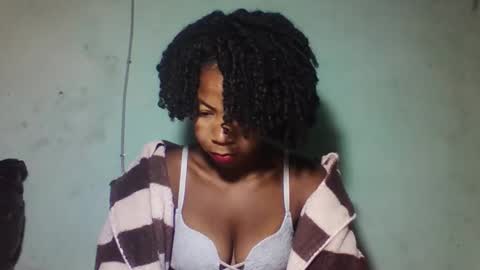 sanyah0123 online show from January 15, 6:52 am