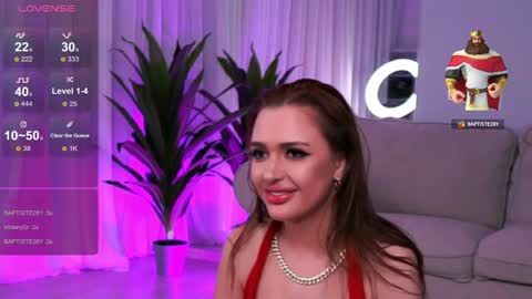 Saphira online show from April 6, 4:46 am