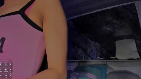 sara allenx online show from November 6, 2:01 pm