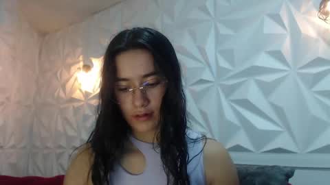 Sara online show from May 31, 12:55 pm