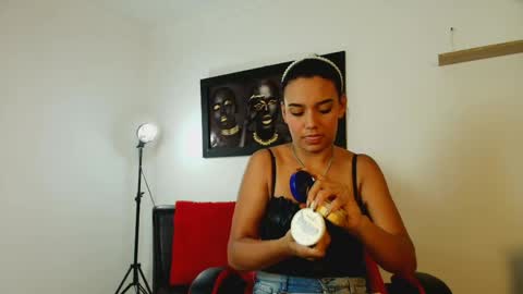 Sarax lux online show from April 13, 1:12 pm