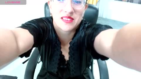 Sara online show from January 23, 10:43 am