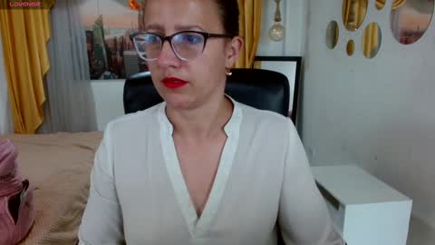 Sara online show from February 16, 10:21 am