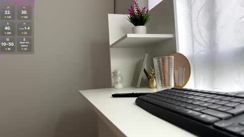 Sara online show from December 11, 9:23 pm