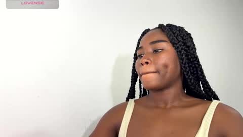 Sara online show from November 19, 5:40 am