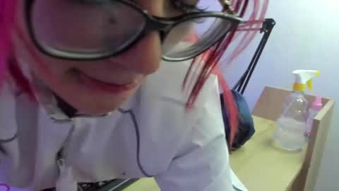 sara_red_x online show from June 2, 3:18 am