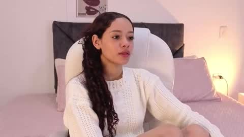 sara  online show from September 27, 3:52 pm