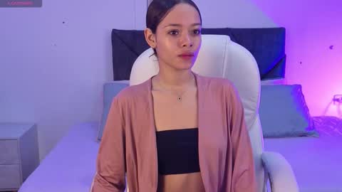 sara  online show from December 1, 1:47 pm