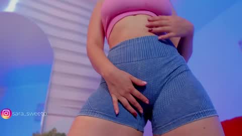 Snapshot of sara_sweett9 chatting on January 18, 7:58 pm sara_sweett9 online show from January 18, 7:58 pm