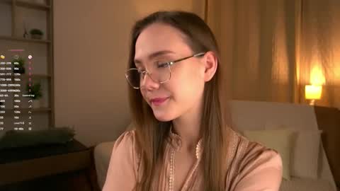 Im Sara  online show from March 7, 6:15 pm