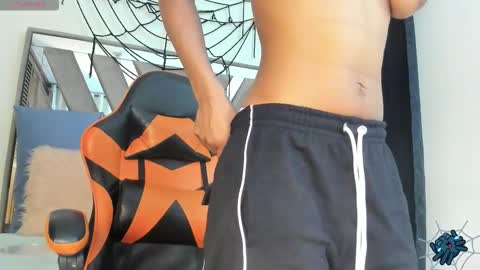 SARA 730 A 200 PM  online show from November 3, 1:37 pm