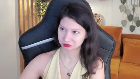 SaraDenars online show from December 3, 5:54 am