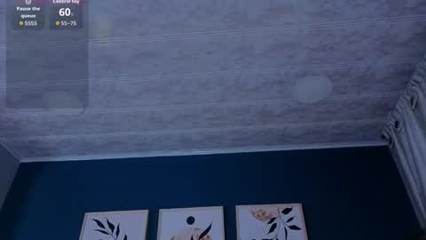 Snapshot of sarahmiler_ chatting on October 22, 11:59 am Sarah online show from October 22, 11:59 am