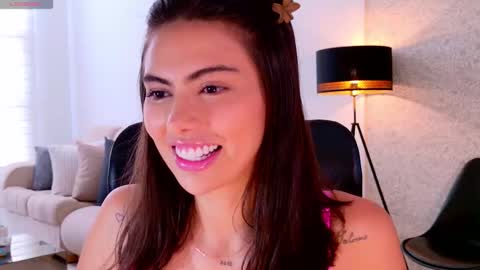 Sarah online show from March 3, 4:57 pm