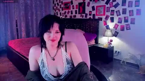 Sarah online show from February 22, 11:22 am