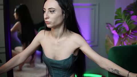  Sarai  online show from December 18, 9:08 pm