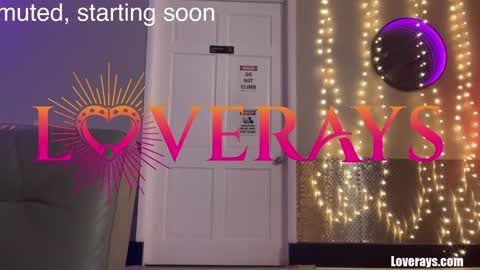 saraloverays online show from December 5, 3:39 am