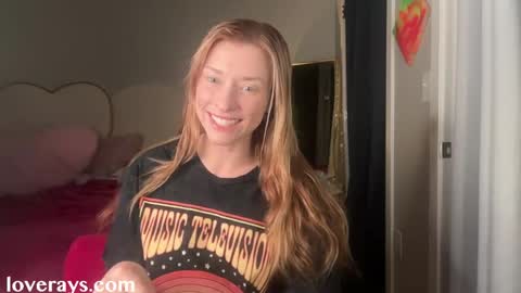 saraloverays online show from March 30, 4:12 am