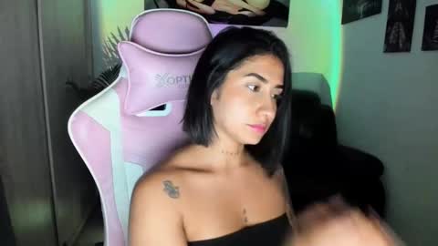 saratukkerr online show from November 12, 6:44 am