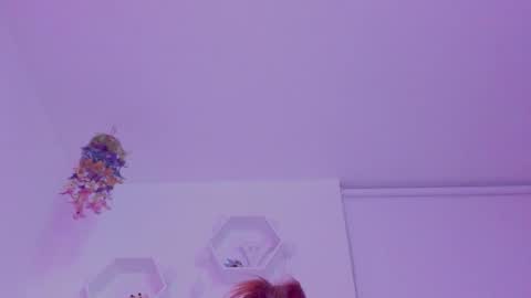 Snapshot of saray2312 chatting on October 24, 11:23 pm Saray  online show from October 24, 11:23 pm